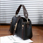 Bolsa Femininina Tranversal Fivela Lillian