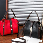 Bolsa Femininina Tranversal Fivela Lillian