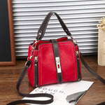 Bolsa Femininina Tranversal Fivela Lillian