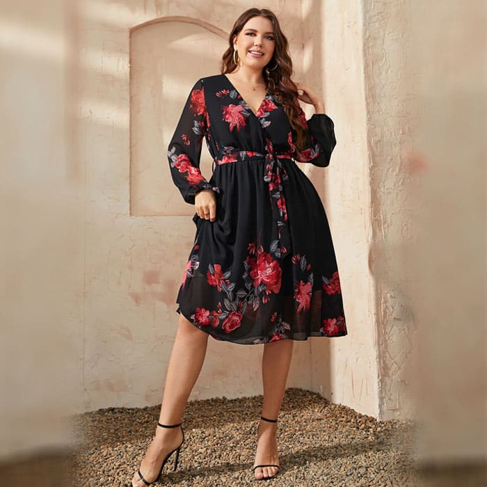 Vestido Midi Plus Size Estampado Manga Longa Talita