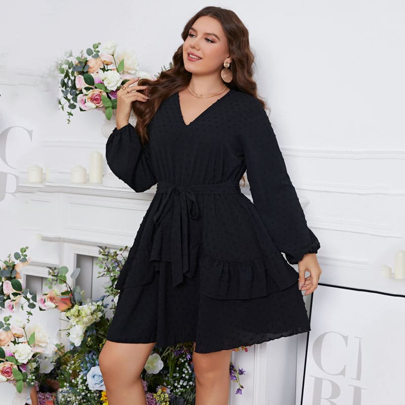 Vestido Midi Plus Size Preto Babados Milli